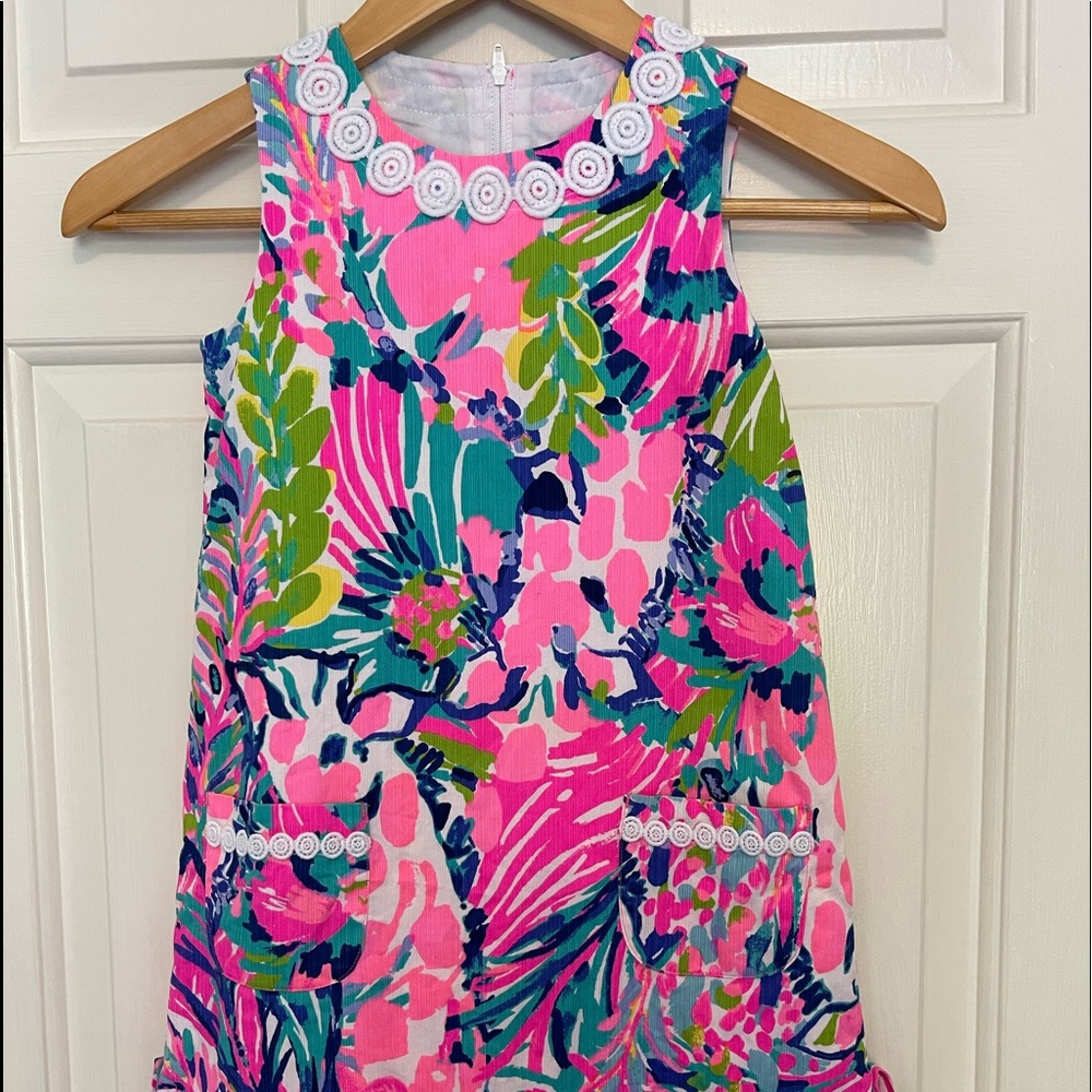 Lilly Pulitzer Girl Shift Dress size 6
